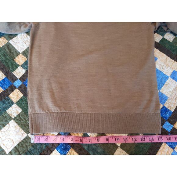 Daniel Cremieux Men's Size L 100% Merino Wool V-Neck Tan Sweater - Picture 8 of 9